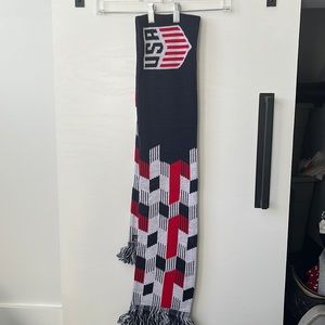 USA soccer scarf